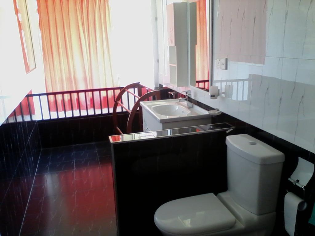 Hatton Summer House Room photo